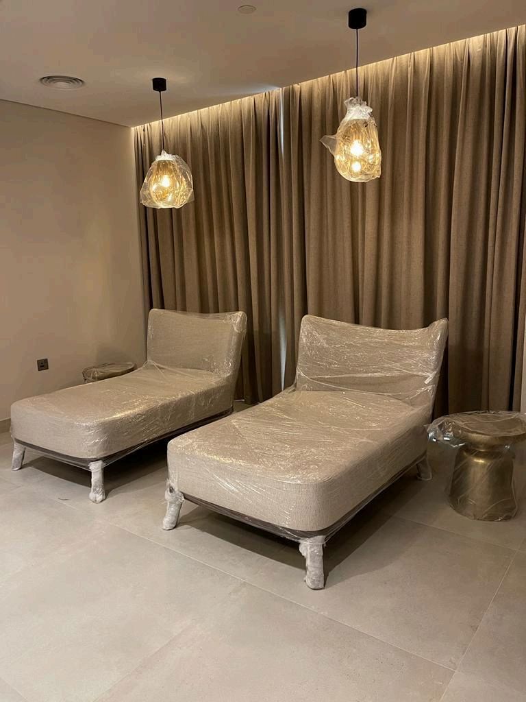 Spa fit-out, Bur Dubai: treatment room.